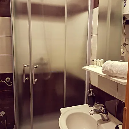 Vikend Kuća Iman Tatil Evi *